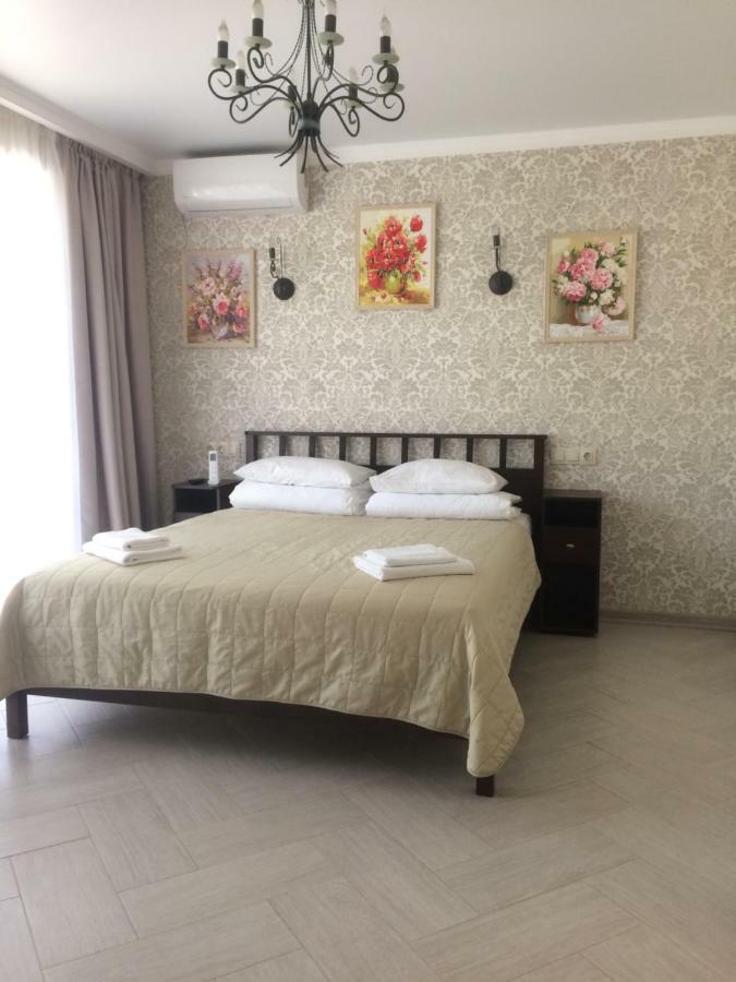 Гостевой дом Guest House Пицунда Экстерьер фото